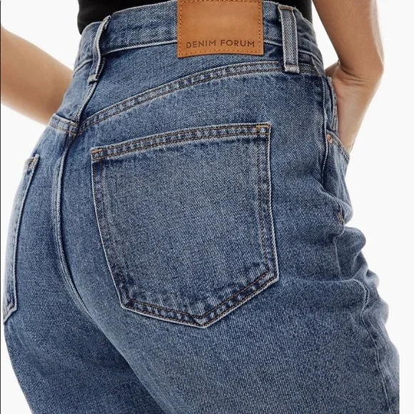 Aritzia Demin Forum Joni High Rise Loose - Picture 3 of 11
